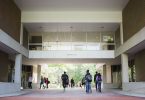 Hiram students stroll through the Hinsdale Arch